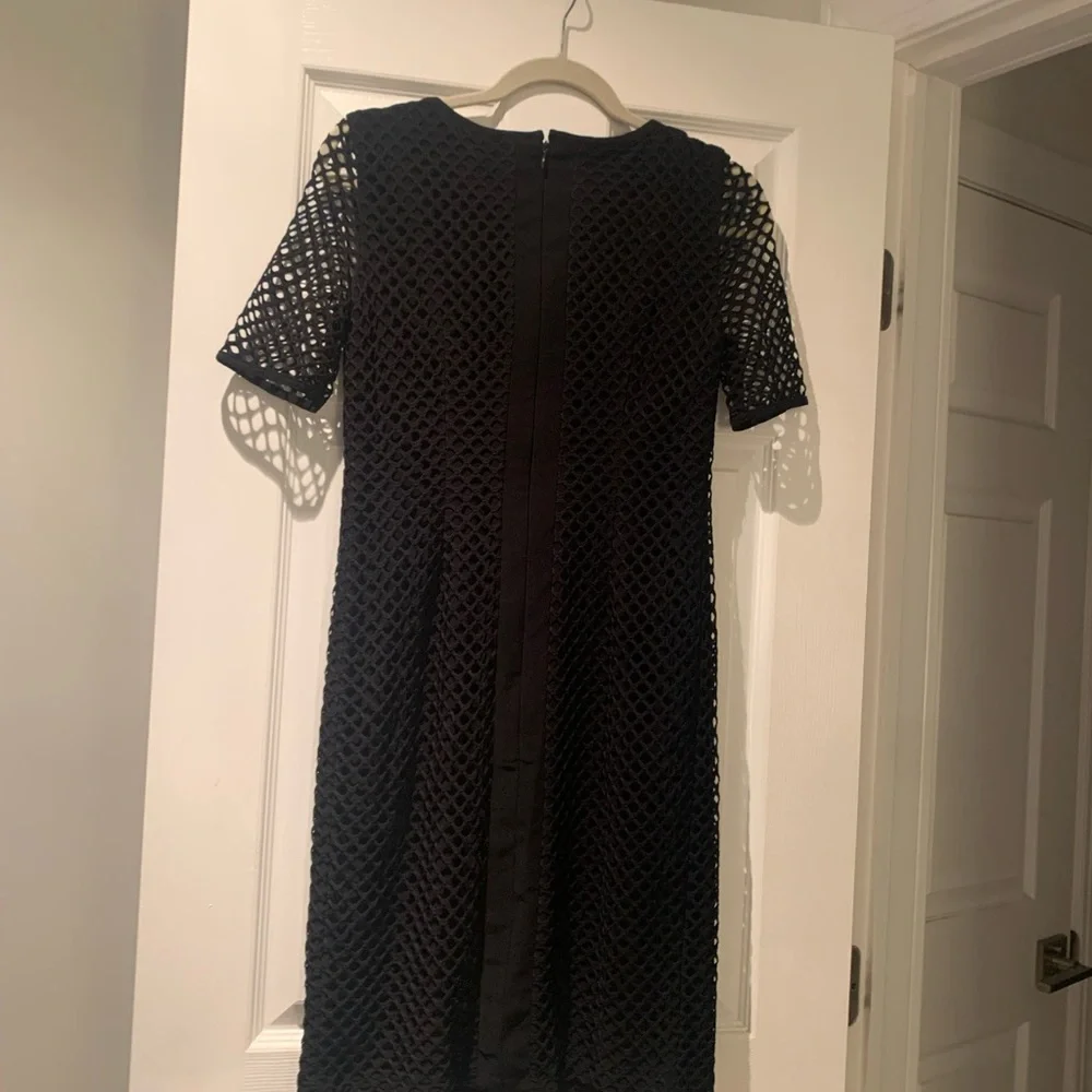 Anne Klein short sleeve black mesh net sheath cocktail dress size 2
